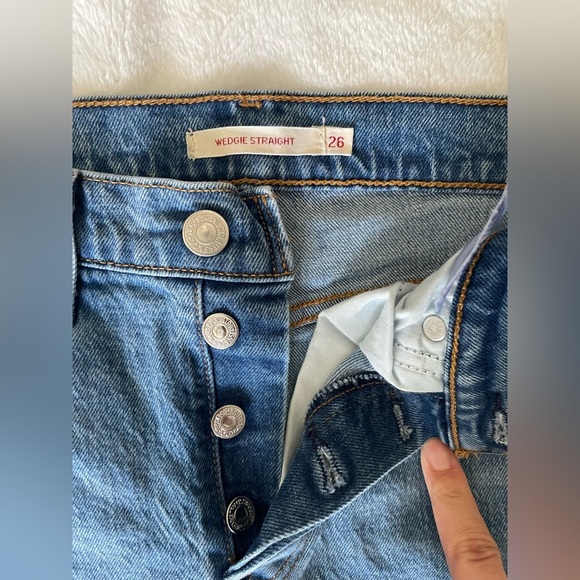 Levis wedgie straight 26 Blue Distressed Jeans - Picture 4 of 7